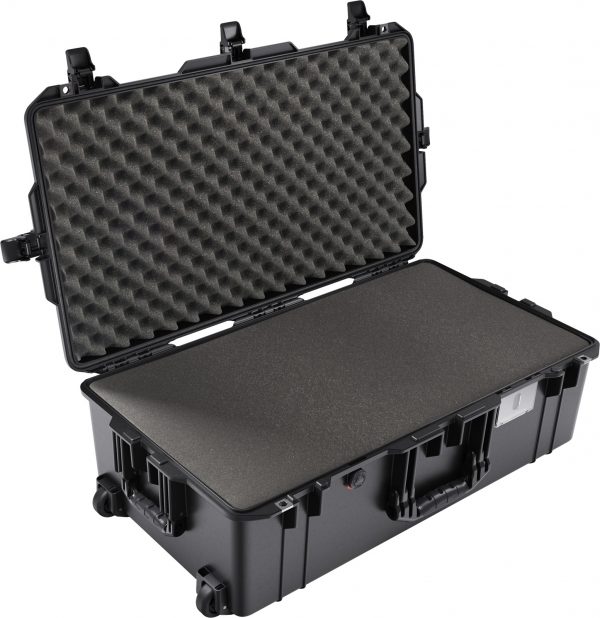 Pelican 1615AIR Case With Foam Black