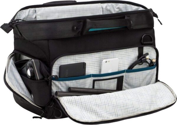 Tenba Cineluxe Shoulder Bag 16 Black - Image 3