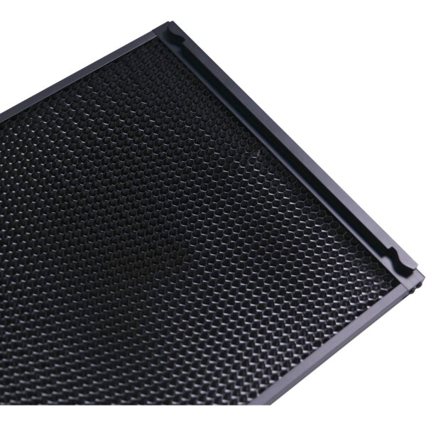 Aputure Nova P600C 45deg Metal Grid - Image 3