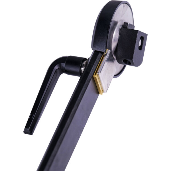 Aputure Nova P600C Dual Head Yoke - Image 3