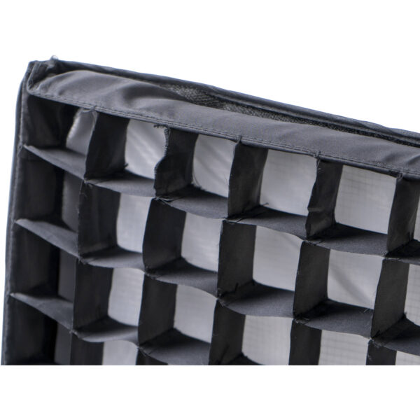 Aputure Nova P600C Softbox with grid - Image 4