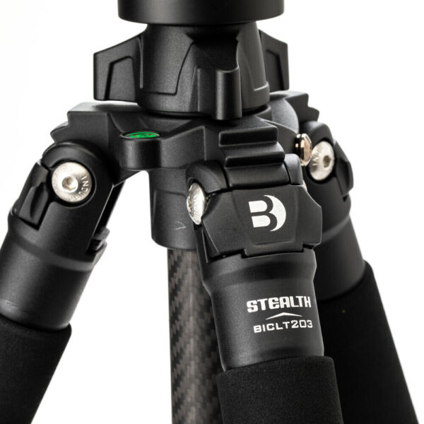Benro Induro Classic 203 Carbon Fibre Tripod Twist Lock - Image 4
