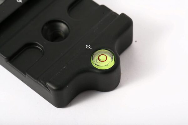 Benro 70x49x15mm Arca Type Clamp - Image 3