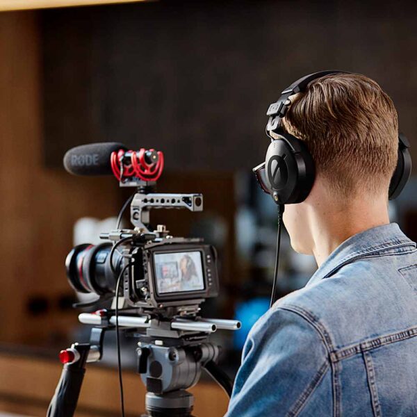 Rode NTH-100 (Professional Studio Headphones) - Image 14