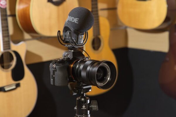 Rode Stereo VideoMic PRO On-Camera Microphone - Image 4