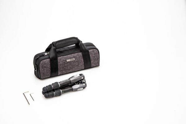 Benro Tortoise 03C Carbon Fibre 3 Section Photo Tripod Twist Lock - Image 11