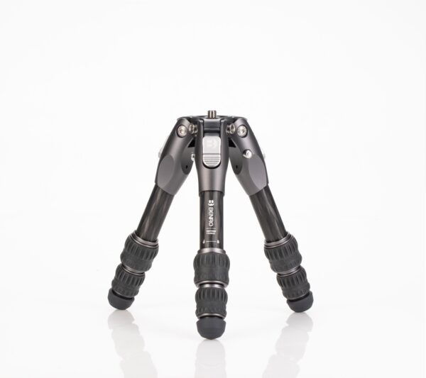 Benro Tortoise 03C Carbon Fibre 3 Section Photo Tripod Twist Lock