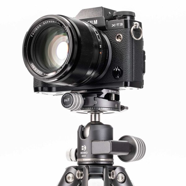 Benro Tortoise 03C Carbon Fibre 4 Section Photo Tripod Twist Lock GX25 Ball Head - Image 6