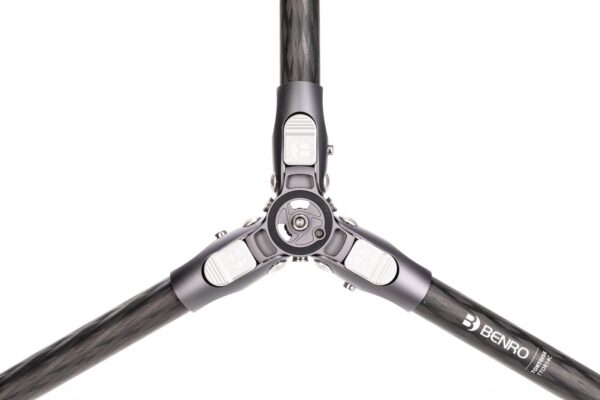Benro Tortoise 14C Carbon Fibre 4 Section Photo Tripod Twist Lock - Image 7