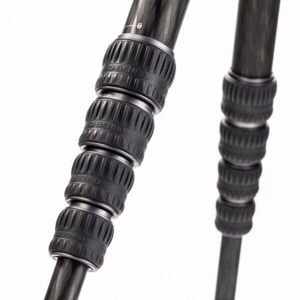 Benro Tortoise 35C Carbon Fibre 5 Section Photo Tripod Twist Lock - Image 8