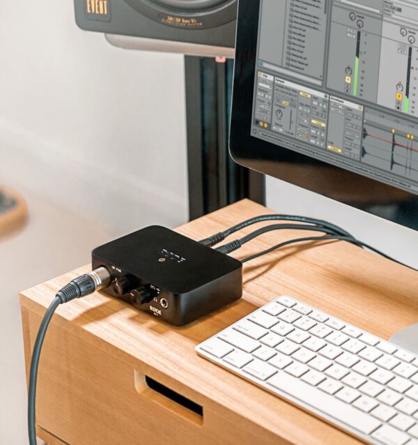 RODE AI-1 USB Audio Interface - Image 3