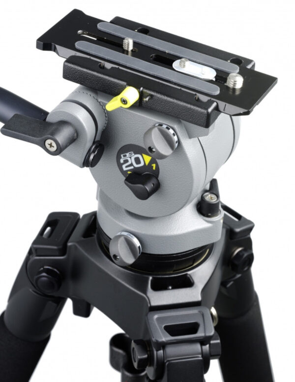 Miller Solo-Q 100 2 Stage Carbon Fibre Tripod - Image 2