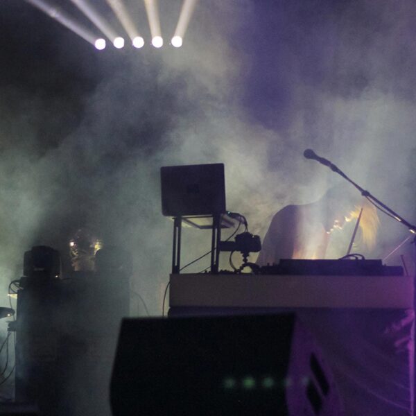 Chauvet DJ Hurricane Haze 4D Haze Machine - Image 3