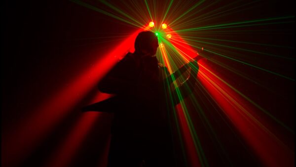 Chauvet DJ Helicopter Q6 LED Multi-Effect Light - Image 8