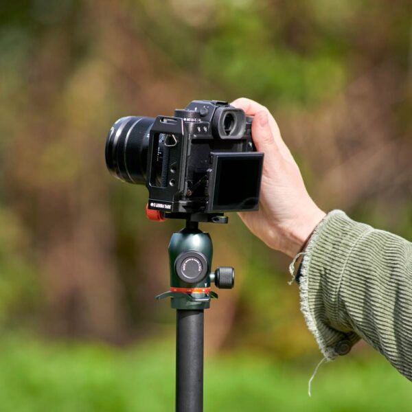 3 Legged Thing QR11 2.0 115mm Universal Arca L-Bracket - DARKNESS - Image 8