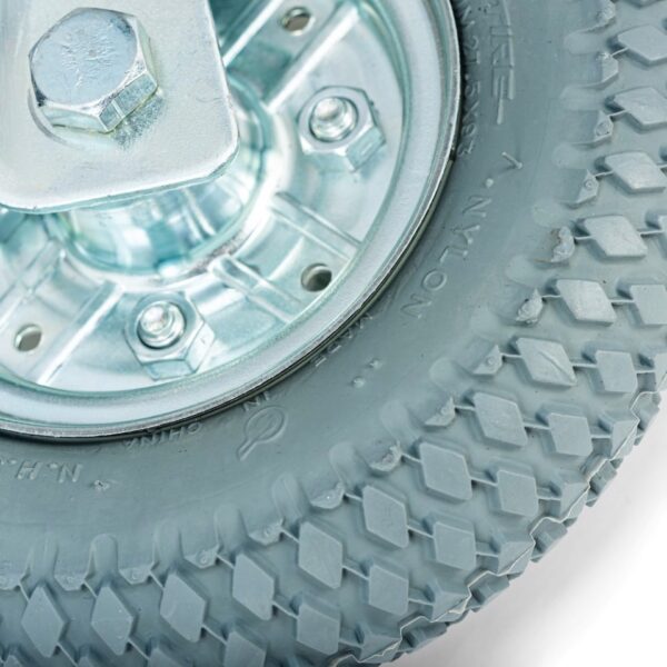 Avenger 474 Wheel Set 200mm with brakes - Image 2