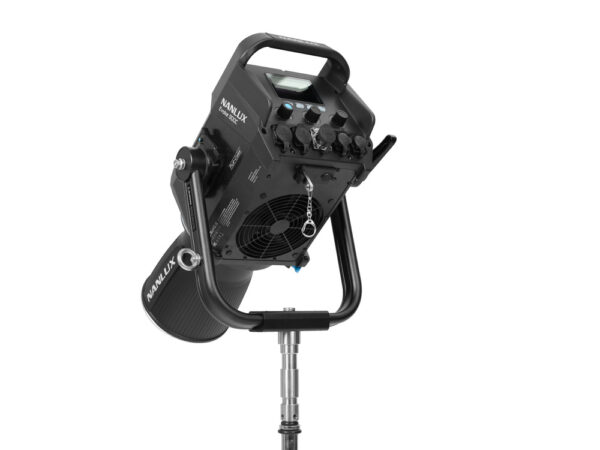 Nanlite Nanlux Evoke 900C LED Monolight RGBALC 900W with trolley case - Image 4