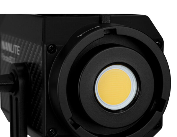 Nanlite Forza 60 II monolight 5600K LED light with Battery Handle and Bowens adaptor - Image 4