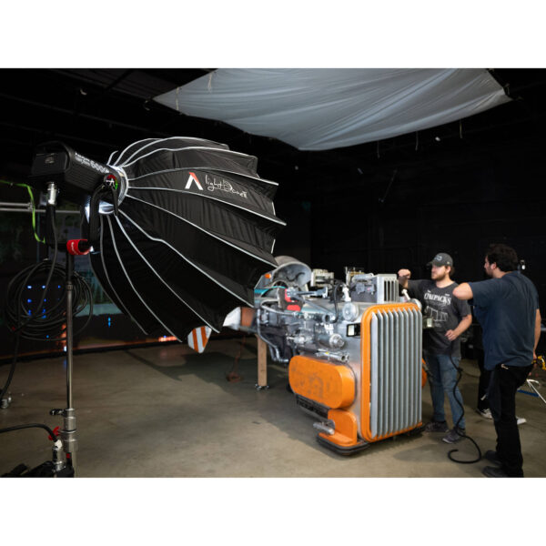 Aputure Light Dome III Parabolic Softbox Bowens Mount 90cm - Image 23
