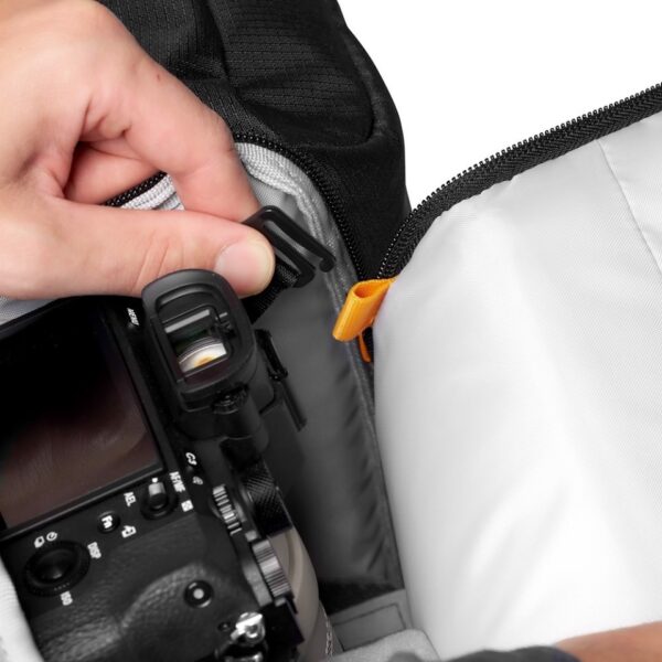 Lowepro LP37333-PWW Fastpack BP 250 AW III (Black) - Image 2