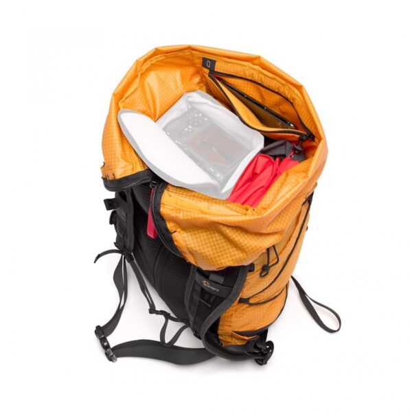 Lowepro LP37443-PWW RunAbout Pack-Away Daypack 18L - Image 7