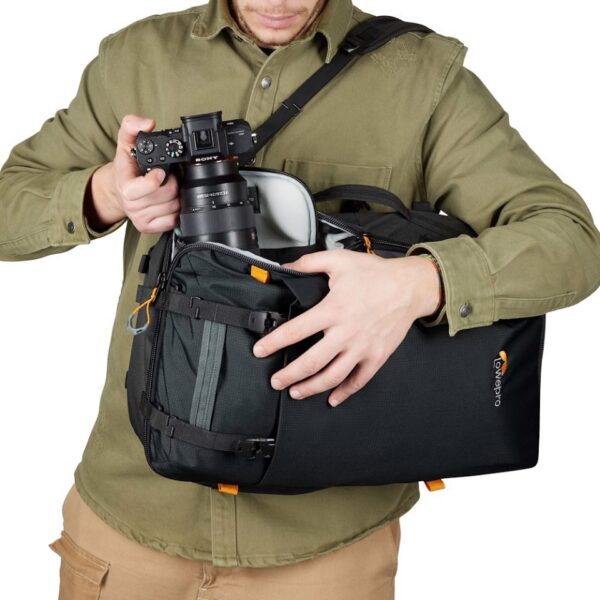 Lowepro LP37460-PWW Trekker Lite BP 250 AW, Black - Image 6
