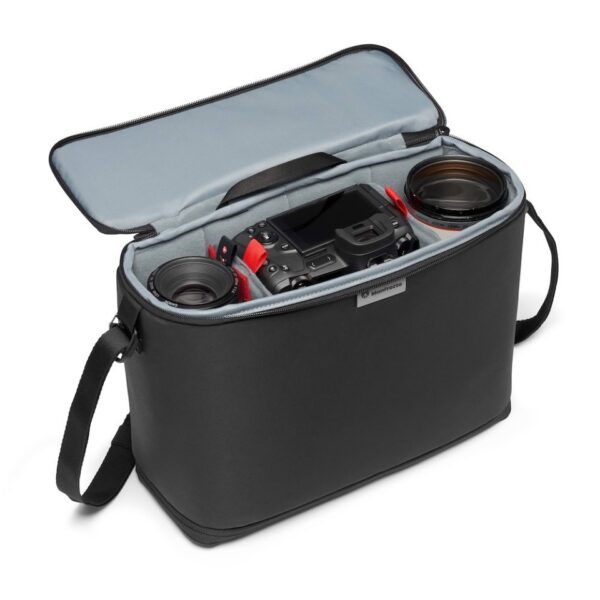 Manfrotto MB CH-BP-50 Chicago Camera Backpack Medium for DSLR/handheld gimbal - Image 5
