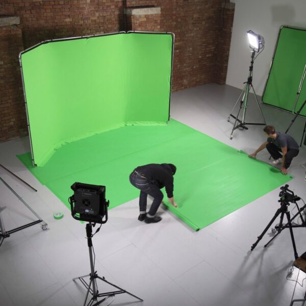 Manfrotto LL LB7965 Vinyl Floor Strip 1.37m x 4m Chroma Key Green - Image 13