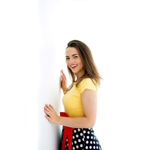 Manfrotto Lastolite Background Hilite 1.8x2.15m Free Standing rotatable can be used as a Sofbox - Image 2