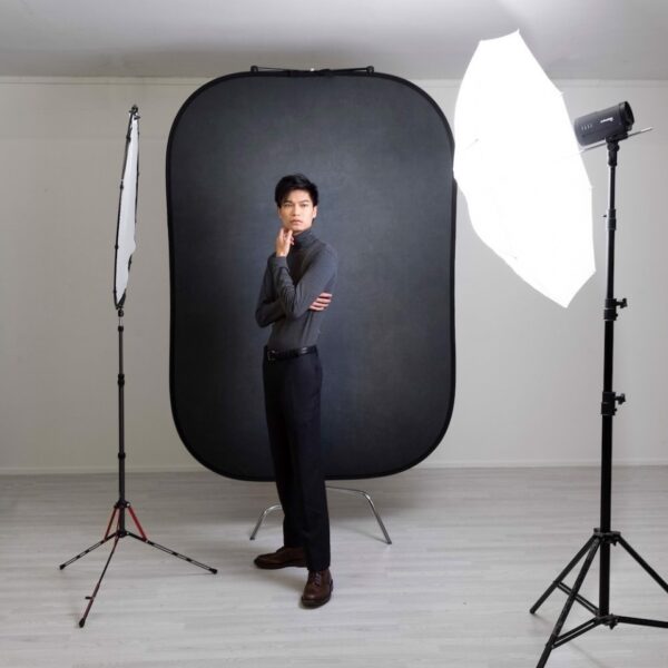 Manfrotto Lastolite BG Vintage 1.5x2.1m Double Sided Background Walnut and Pewter - Image 15
