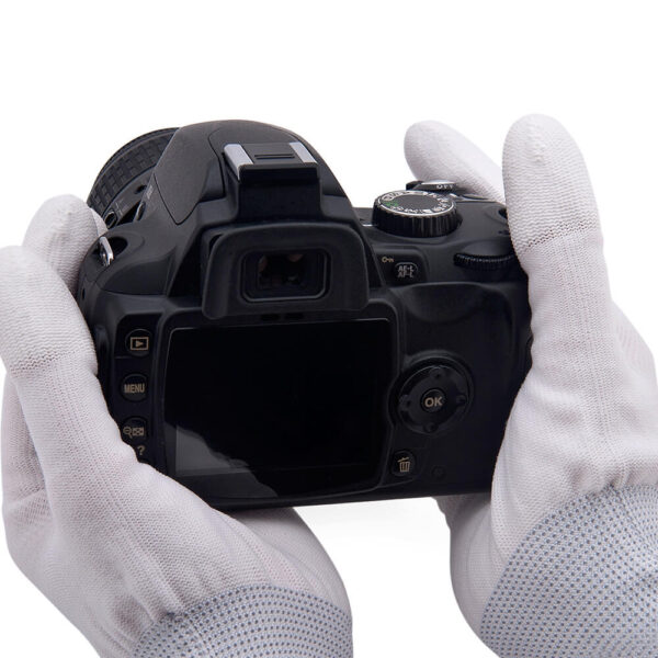VSGO DDG-1 Anti-Static Gloves for DSLR Camera Cleaning - Image 3