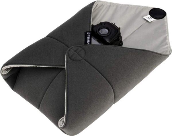 Tenba Tools 40cm (16in) Protective Wrap Black - Image 2