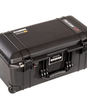 Pelican 1556 Wheeled Air Case without Foam (Black)