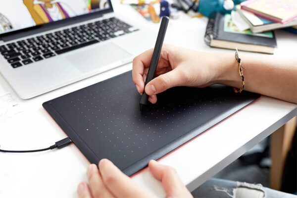 Wacom One by Wacom medium - Image 3