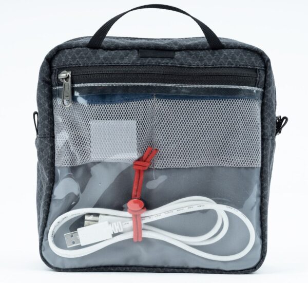 Think Tank Cable Management 20 V3.0 - Blue/Clear - Image 2