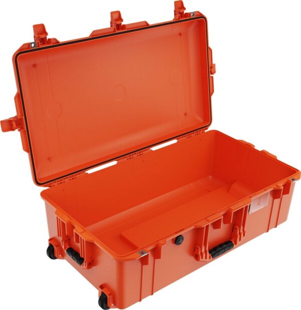 Pelican 1615AIR Case With No Foam Orange