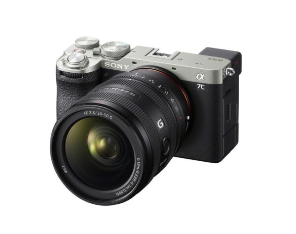 Sony FE 24-50mm f/2.8 G Lens - Image 7