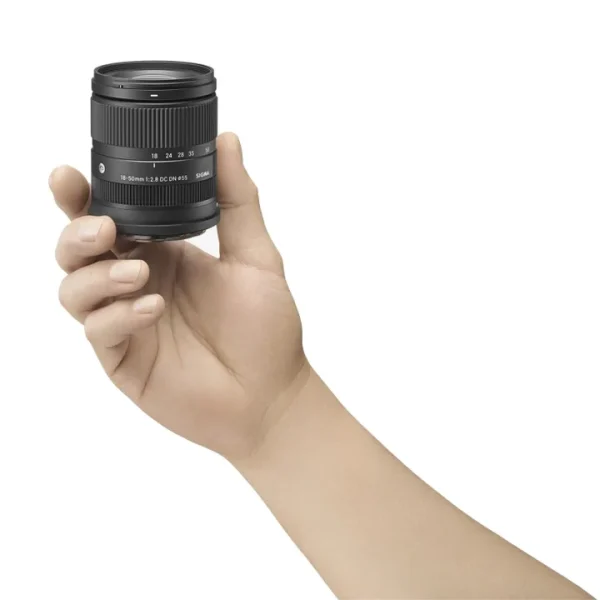 Sigma 18-50mm f/2.8 DC DN Contemporary Lens for Sony E-Mount - Image 3