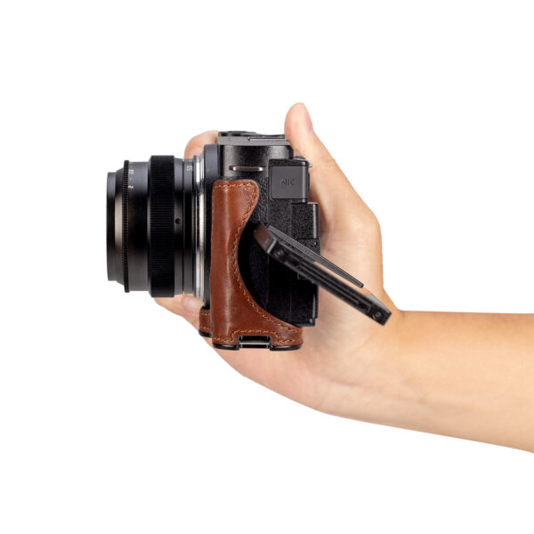SmallRig Leather Half Case for Panasonic LUMIX S9 4703 - Image 3