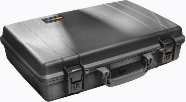 Pelican 1490 Case with Foam - Black