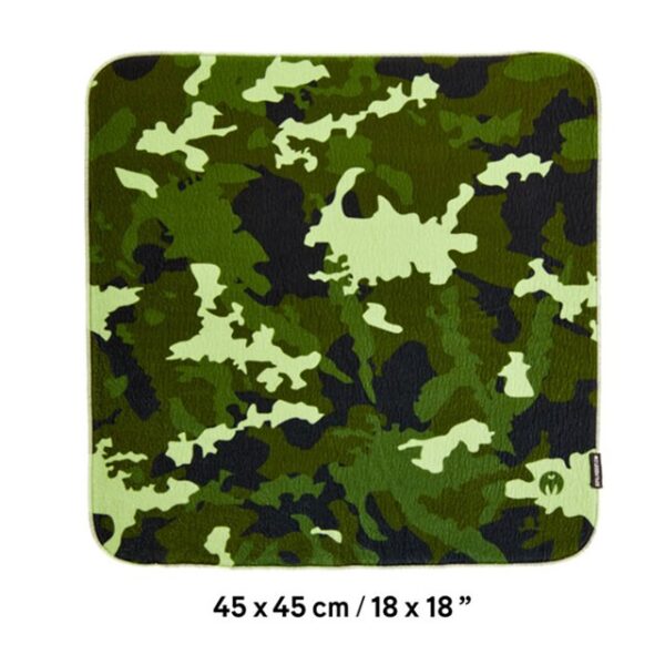 3 Legged Thing - Wrapz 18 x 18 in. Large H2O Resistant Wrap w/adhesive closure Woodland Camo Pattern Green