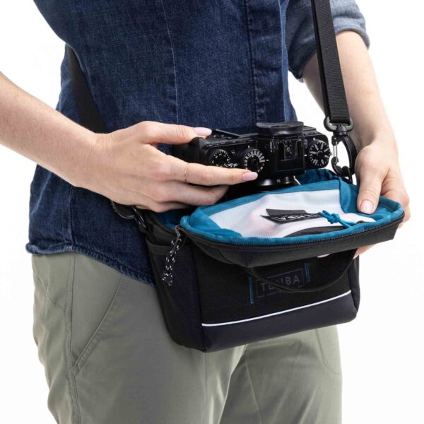 Tenba Skyline V2 7 Shoulder Bag - Grey - Image 5
