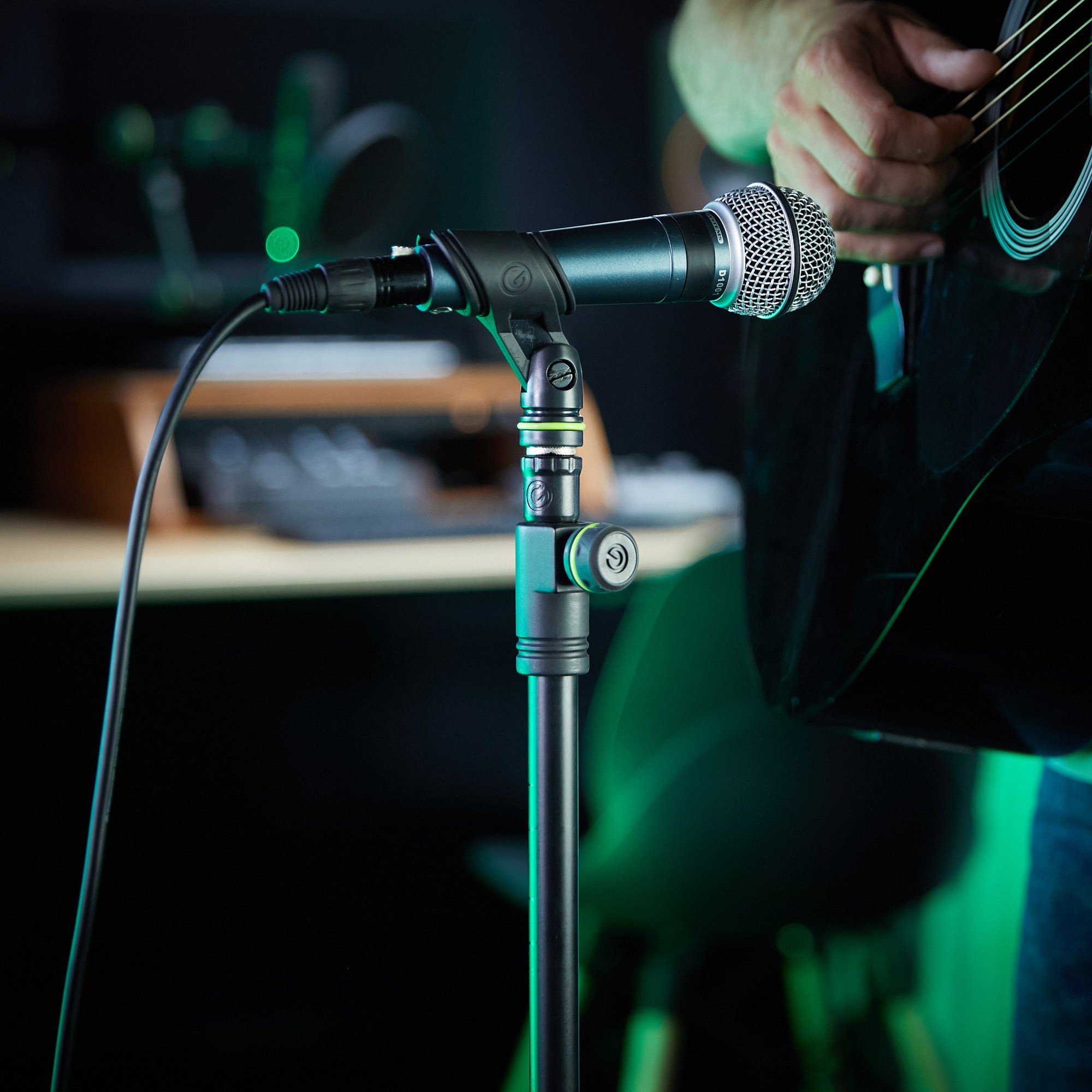 Gravity GMS43DTB Double Extension Microphone Stand - Image 8